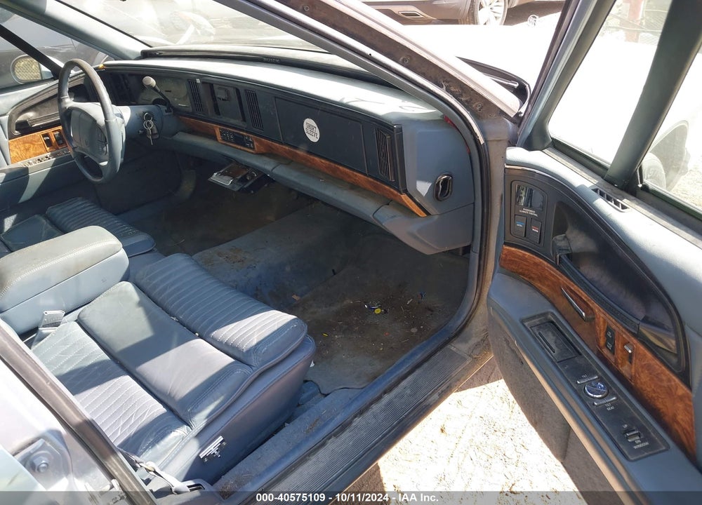 1996 BUICK PARK AVENUE VIN: 1G4CW52K1TH633809