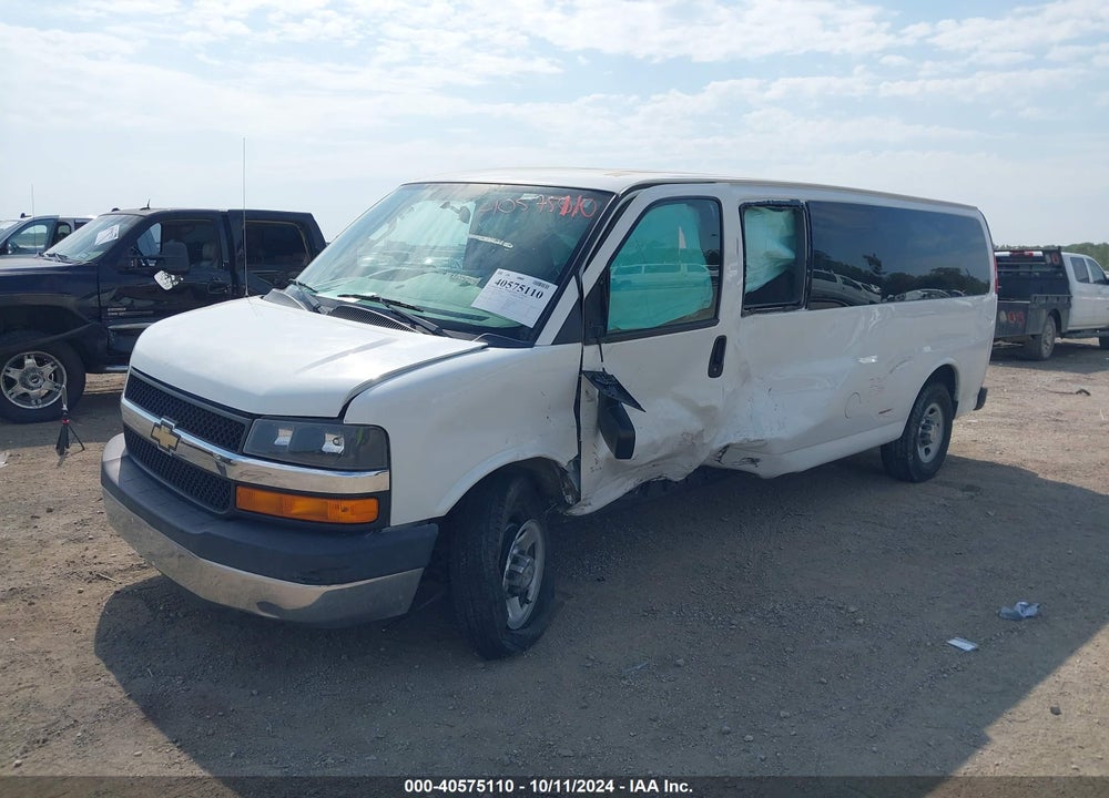 2016 CHEVROLET EXPRESS 3500 LT VIN: 1GAZGPFG1G1217943