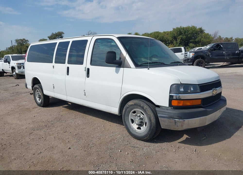 2016 CHEVROLET EXPRESS 3500 LT VIN: 1GAZGPFG1G1217943