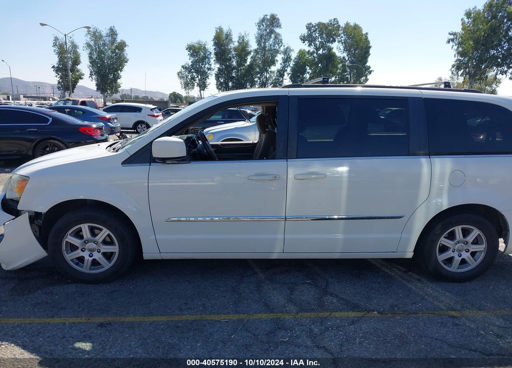 2011 CHRYSLER TOWN & COUNTRY TOURING VIN: 2A4RR5DG9BR646836