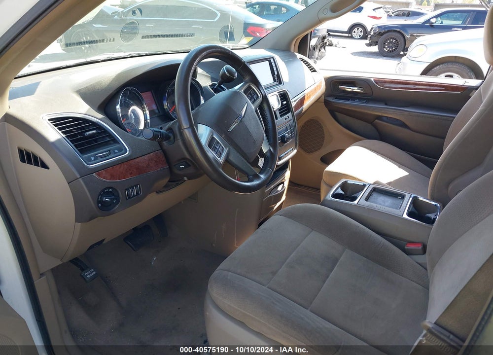 2011 CHRYSLER TOWN & COUNTRY TOURING VIN: 2A4RR5DG9BR646836