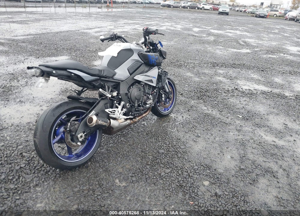 2017 YAMAHA FZ10 VIN: JYARN48E9HA000807