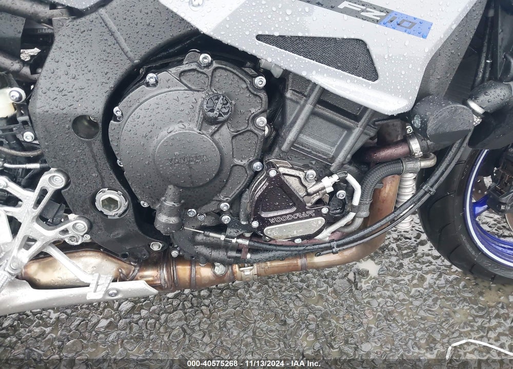 2017 YAMAHA FZ10 VIN: JYARN48E9HA000807