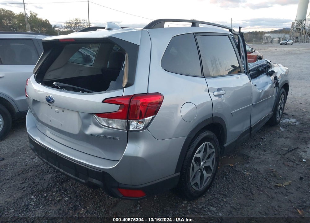 2021 SUBARU FORESTER PREMIUM VIN: JF2SKAFCXMH559204