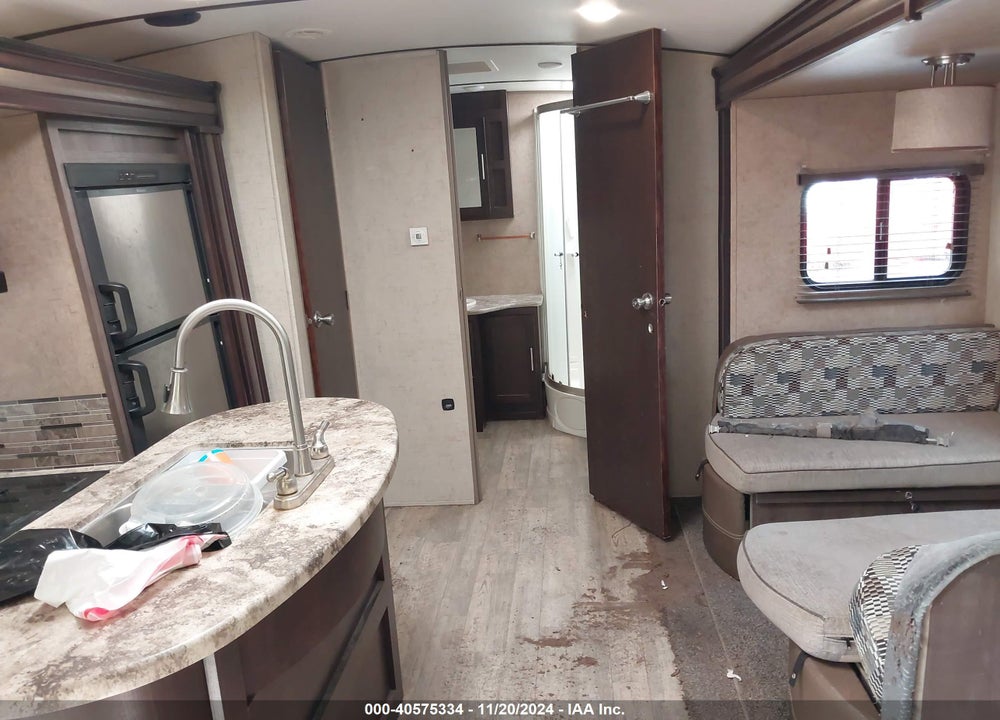 2016 FOREST RIVER OTHER VIN: 4X4TSVE21GL027936