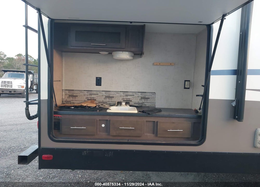 2016 FOREST RIVER OTHER VIN: 4X4TSVE21GL027936