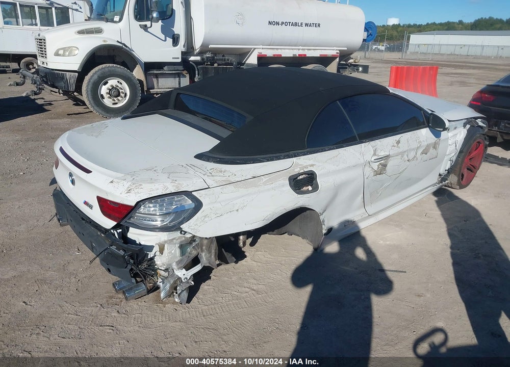 2013 BMW M6 VIN: WBSLZ9C57DC985893