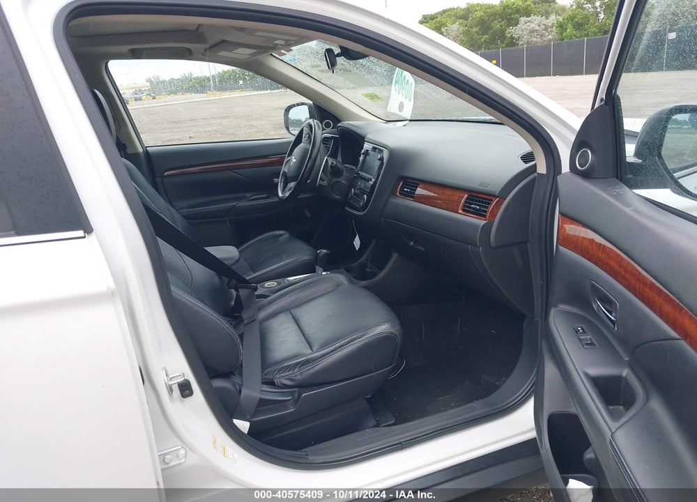 2014 MITSUBISHI OUTLANDER GT VIN: JA4JZ4AX0EZ001935