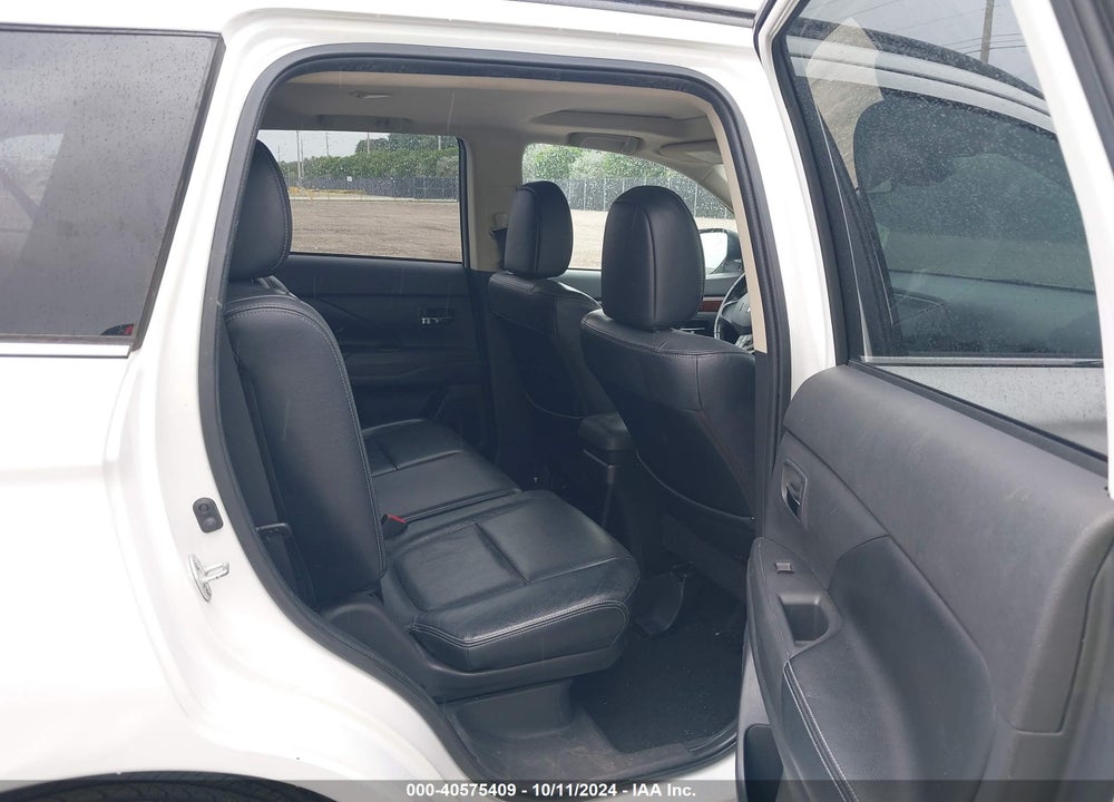 2014 MITSUBISHI OUTLANDER GT VIN: JA4JZ4AX0EZ001935