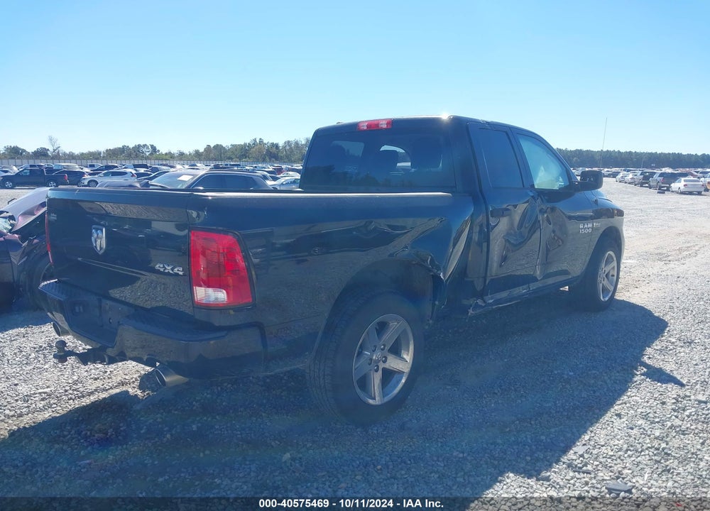 2017 RAM 1500 EXPRESS 4X4 6'4 BOX VIN: 1C6RR7FT3HS530123