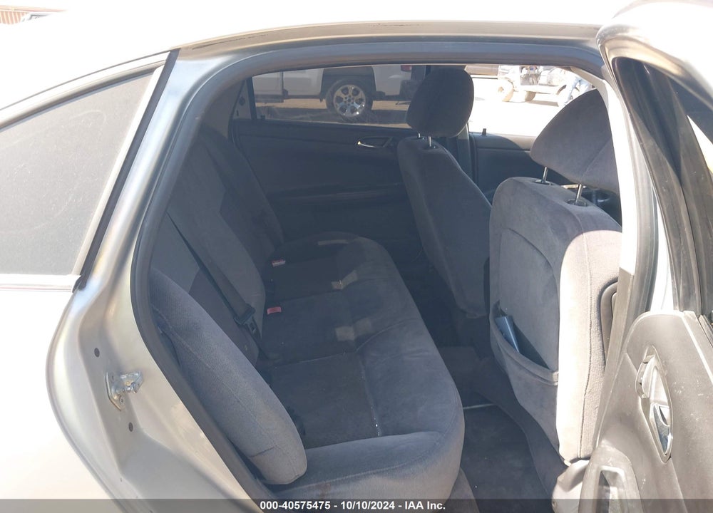 2011 CHEVROLET IMPALA LT VIN: 2G1WG5EK4B1319219