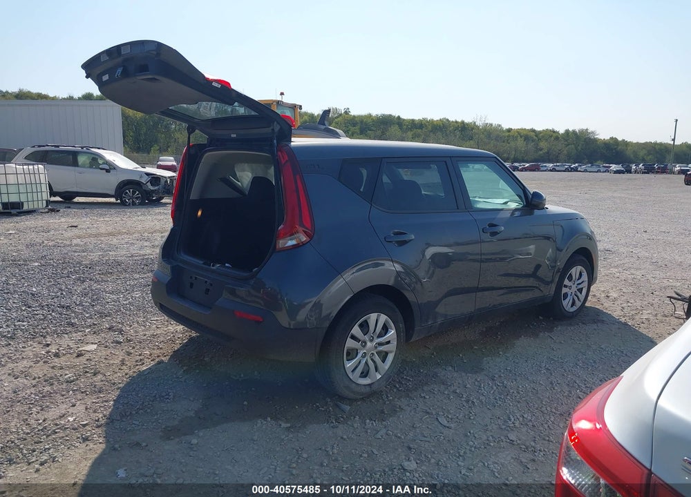 2021 KIA SOUL LX VIN: KNDJ23AU2M7768903