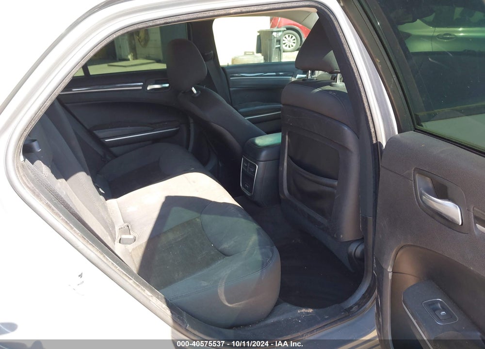 2018 CHRYSLER 300 VIN: 2C3CCAAG2JH320119