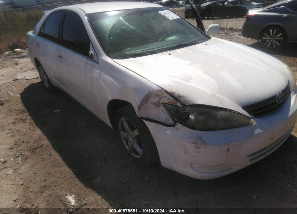 2004 TOYOTA CAMRY LE VIN: 4T1BE32KX4U268235