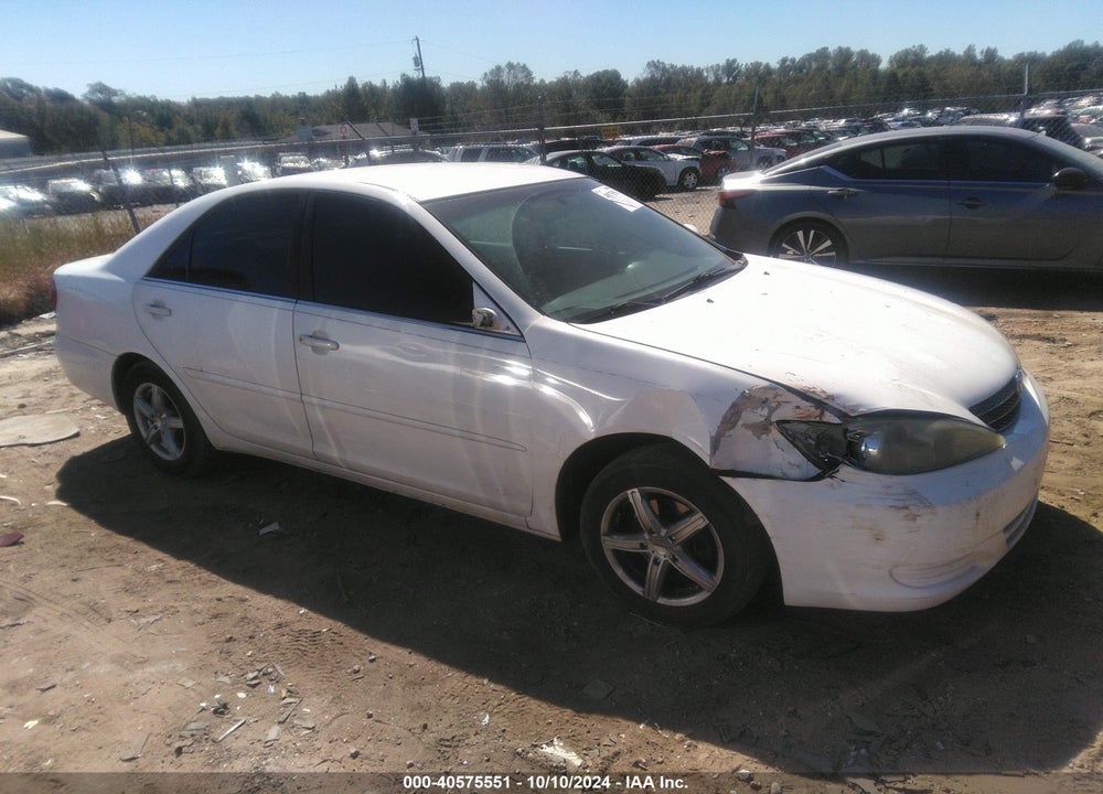 2004 TOYOTA CAMRY LE VIN: 4T1BE32KX4U268235