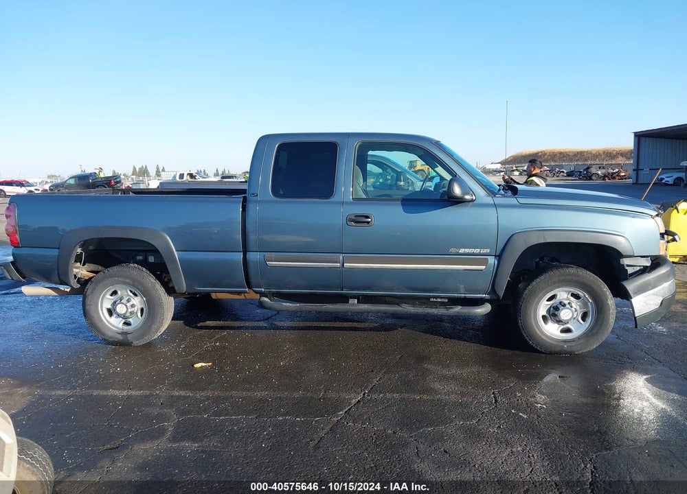 2007 CHEVROLET SILVERADO 2500HD CLASSIC LT1 VIN: 1GCHC29U57E194128