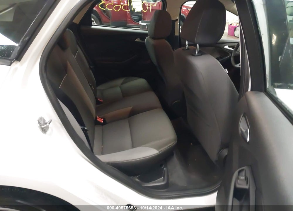 2013 FORD FOCUS SE VIN: 1FADP3K2XDL120721