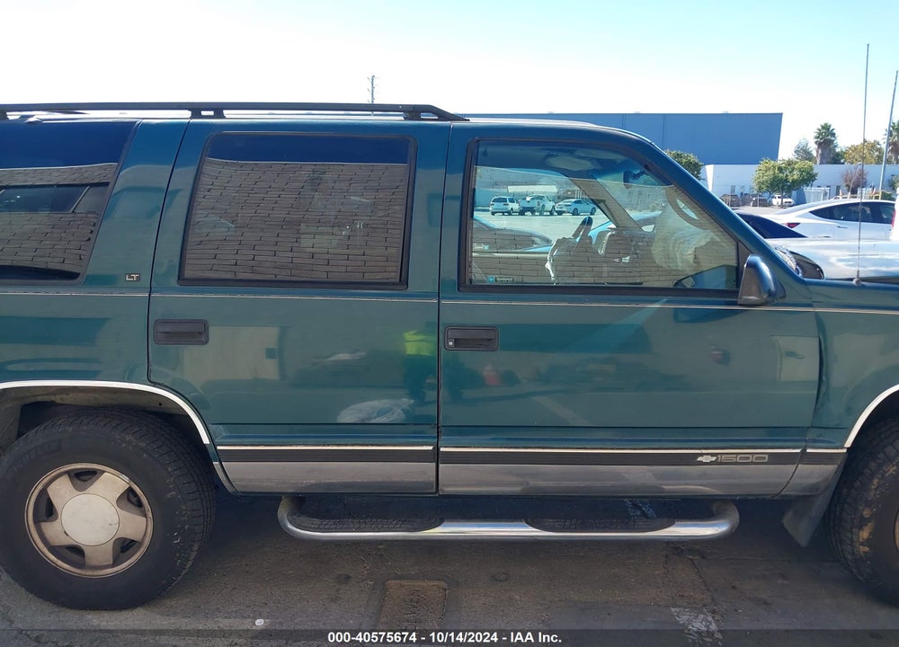 1997 CHEVROLET TAHOE LS VIN: 1GNEK13R8VJ342109