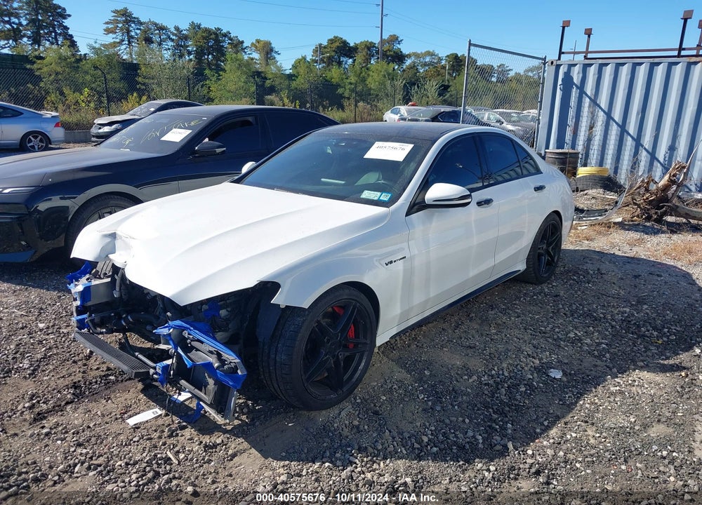 2015 MERCEDES-BENZ C 63 AMG-S VIN: 55SWF8HB1FU077126