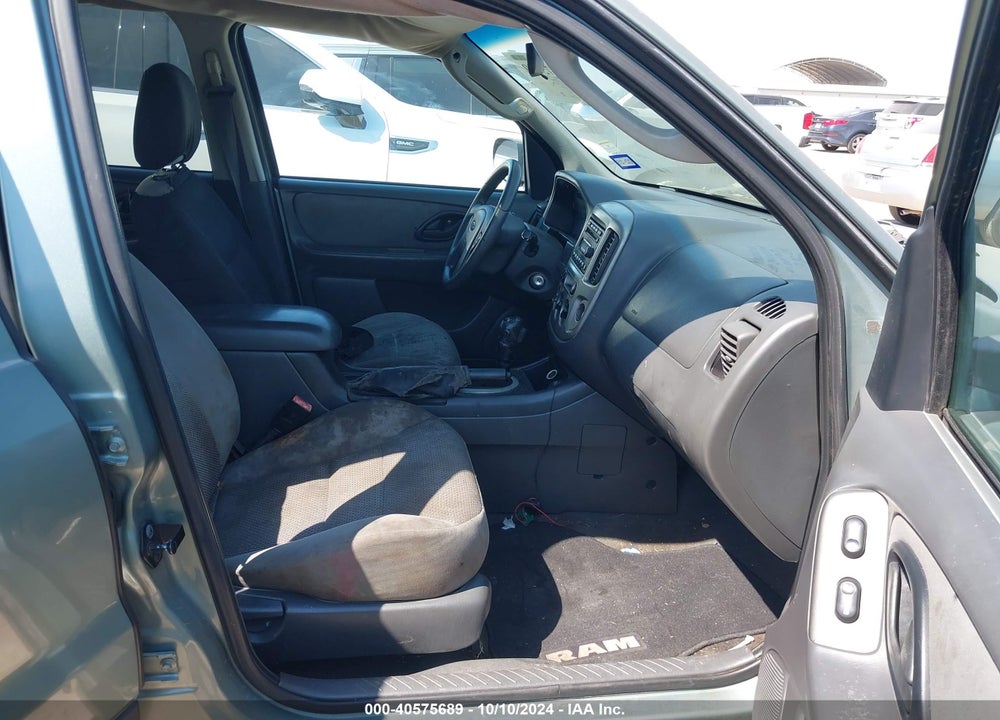 2005 FORD ESCAPE XLT VIN: 1FMYU93115KB10501