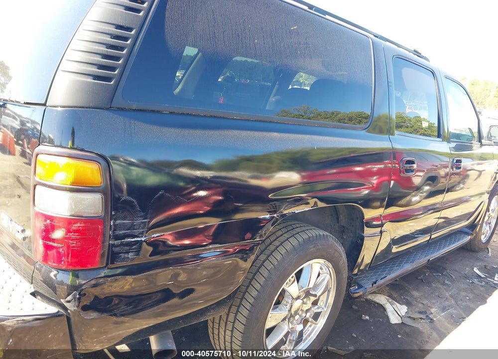 2005 GMC YUKON XL 1500 DENALI VIN: 1GKFK66U95J235665
