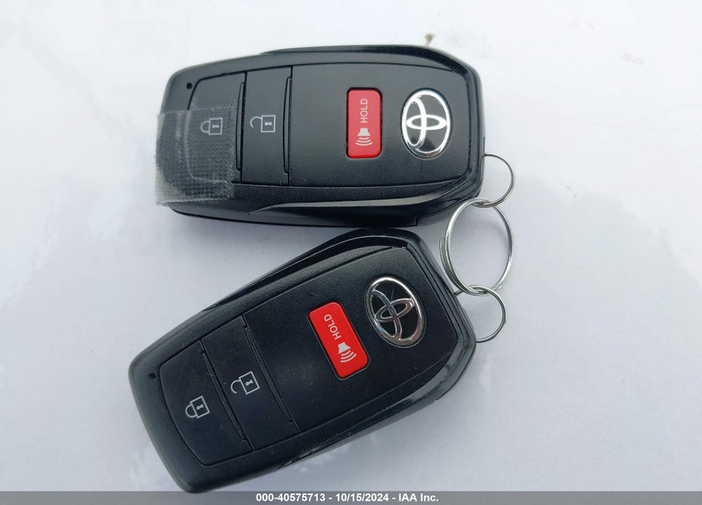 2022 TOYOTA COROLLA CROSS LE VIN: 7MUCAAAG2NV014939