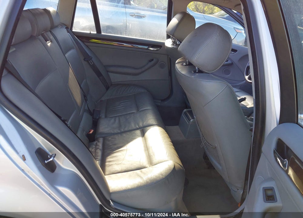 2004 BMW 325XIT VIN: WBAEP33444PE91901