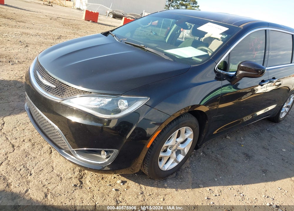 2018 CHRYSLER PACIFICA TOURING PLUS VIN: 2C4RC1FG1JR129008