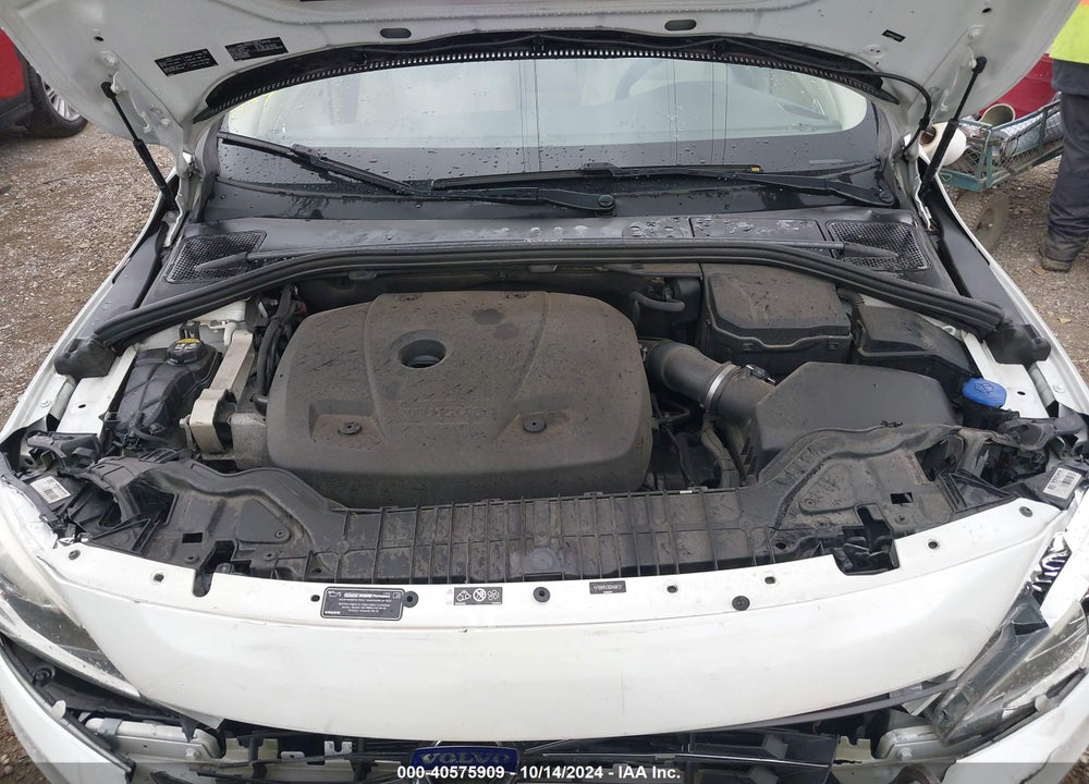 2016 VOLVO S60 T5 DRIVE-E PREMIER VIN: YV126MFK3G2408721