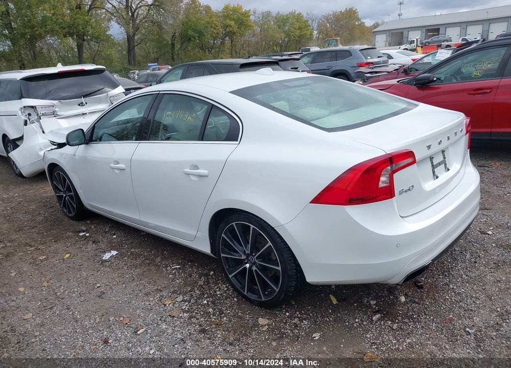 2016 VOLVO S60 T5 DRIVE-E PREMIER VIN: YV126MFK3G2408721