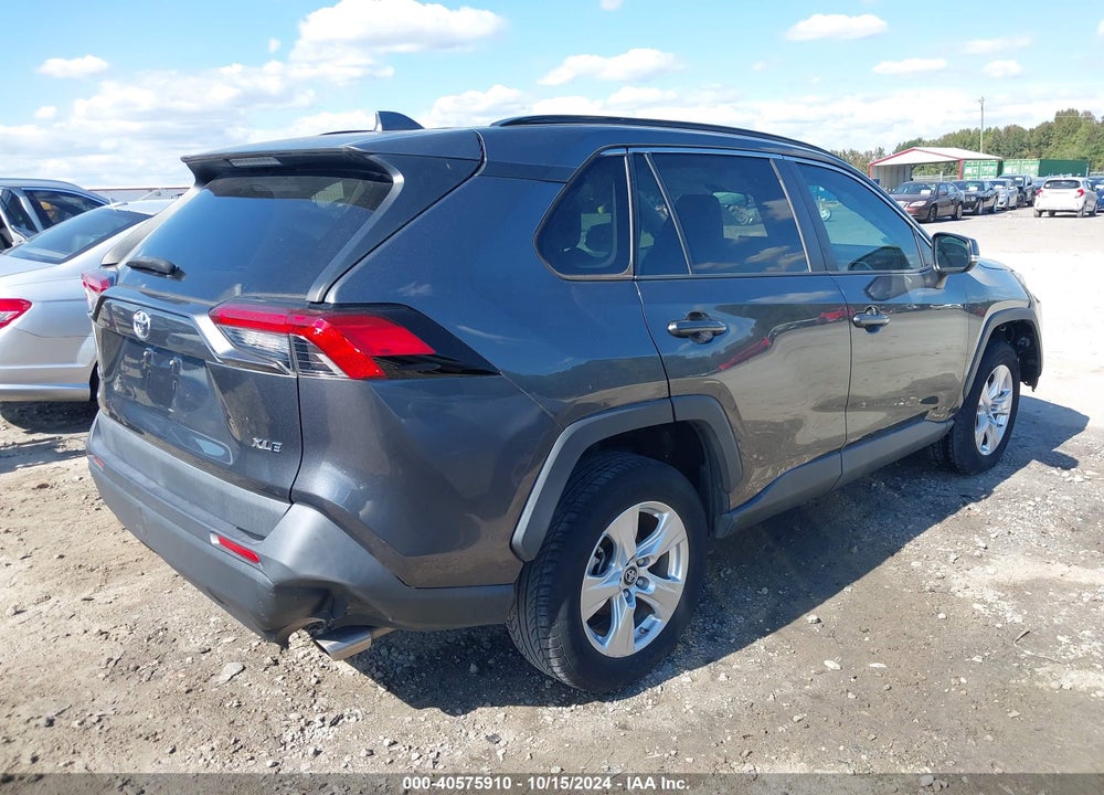 2019 TOYOTA RAV4 XLE VIN: 2T3W1RFV2KC005716