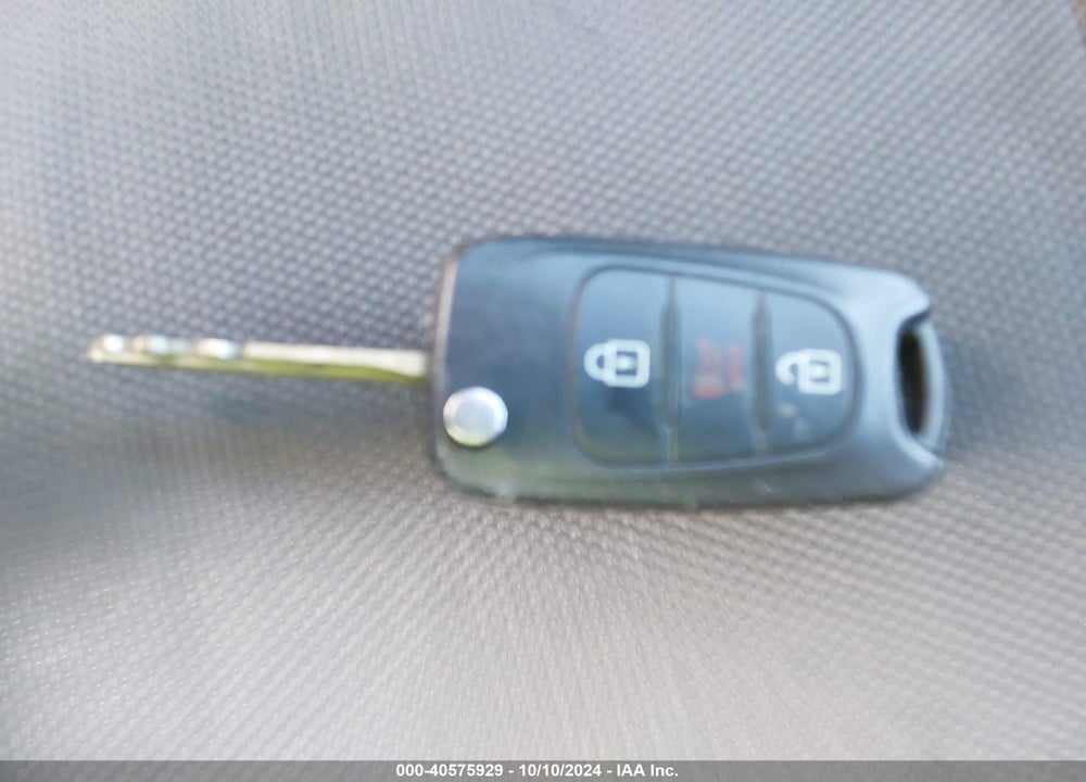 2011 KIA SOUL VIN: KNDJT2A26B7204626