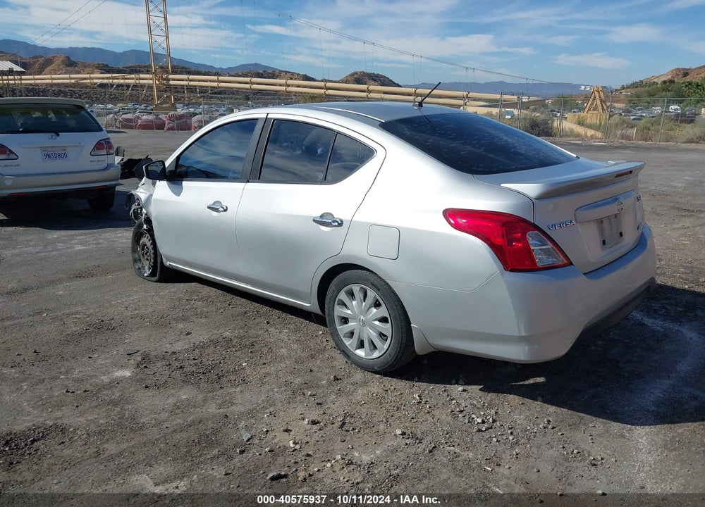 2015 NISSAN VERSA 1.6 SV VIN: 3N1CN7AP1FL844601