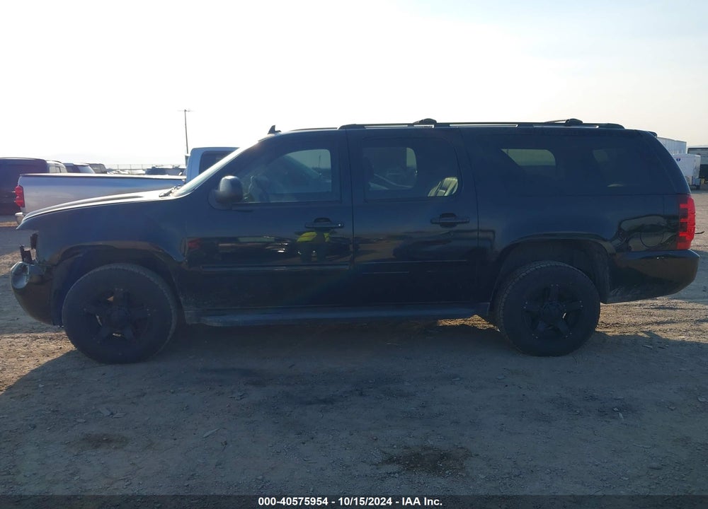 2013 CHEVROLET SUBURBAN VIN: 1GNSKJE79DR254457