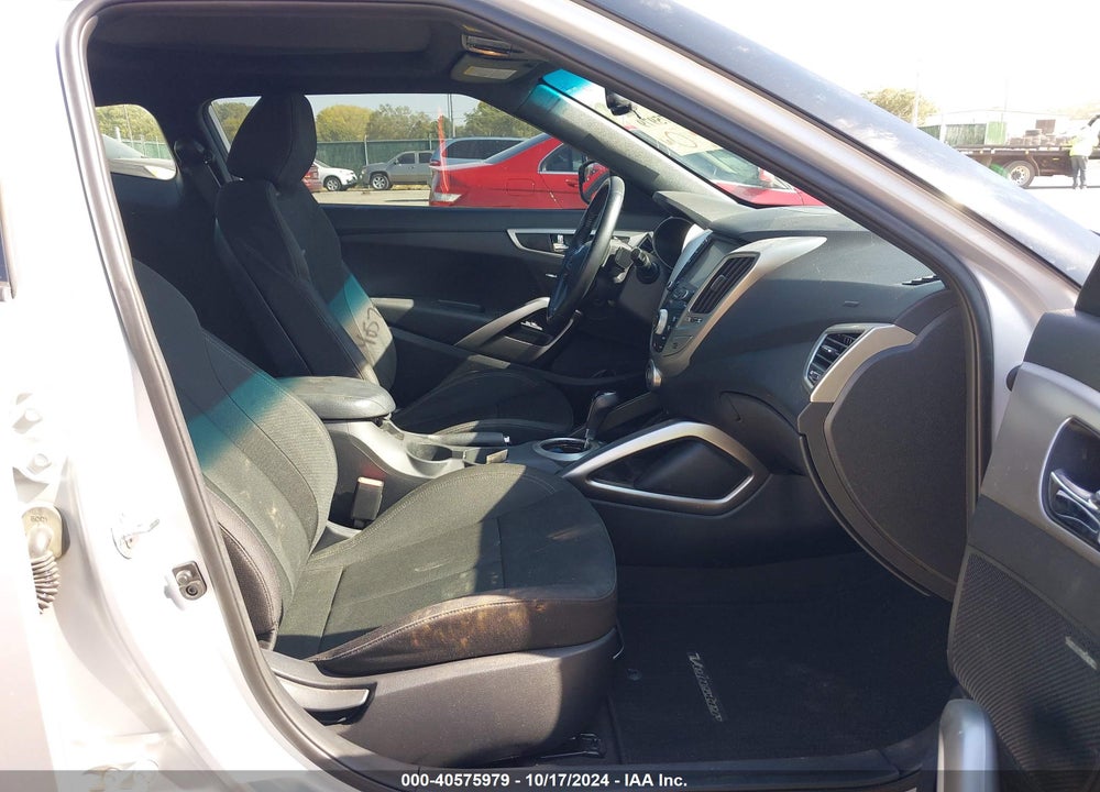 2017 HYUNDAI VELOSTER VALUE EDITION VIN: KMHTC6AD9HU315601