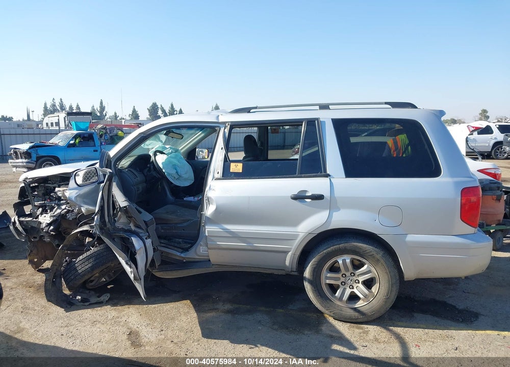 2003 HONDA PILOT EX VIN: 2HKYF18483H595895