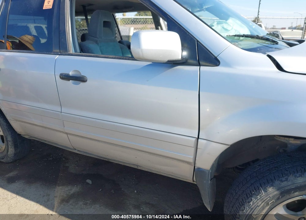 2003 HONDA PILOT EX VIN: 2HKYF18483H595895