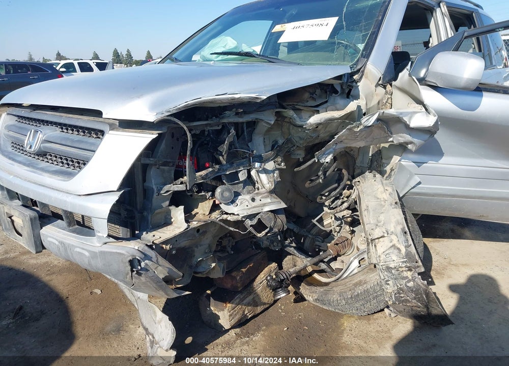 2003 HONDA PILOT EX VIN: 2HKYF18483H595895