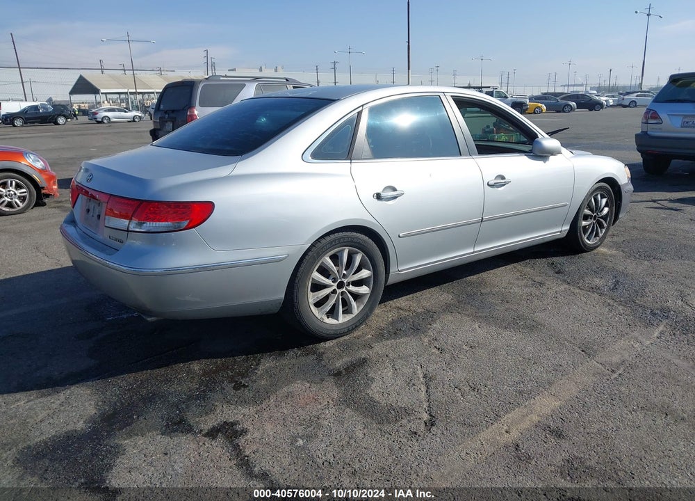 2006 HYUNDAI AZERA LIMITED/SE VIN: KMHFC46F56A124123