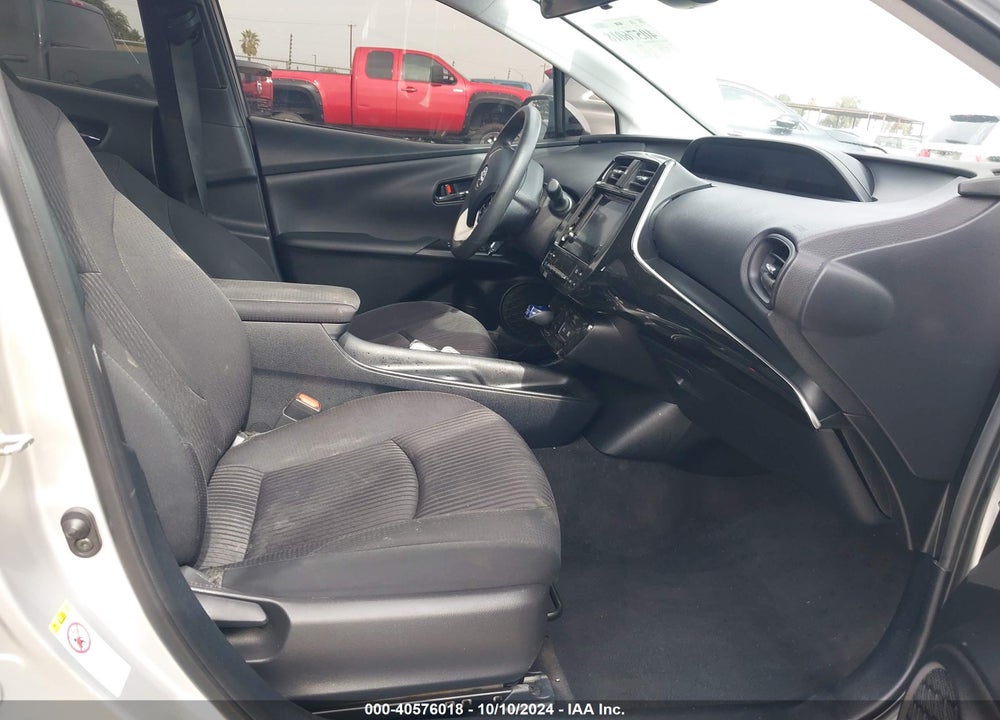 2018 TOYOTA PRIUS TWO VIN: JTDKBRFU9J3604020