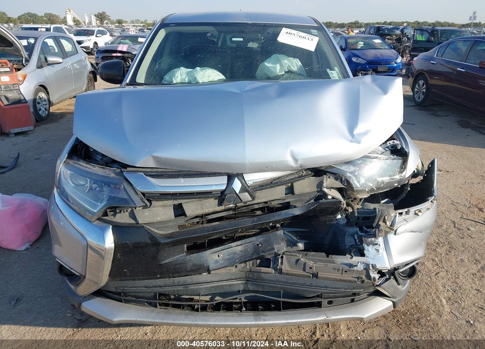 2016 MITSUBISHI OUTLANDER ES VIN: JA4AZ3A36GZ039289