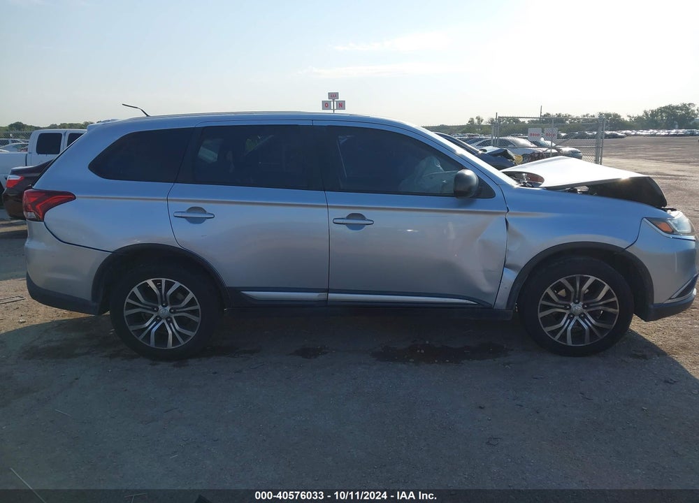 2016 MITSUBISHI OUTLANDER ES VIN: JA4AZ3A36GZ039289