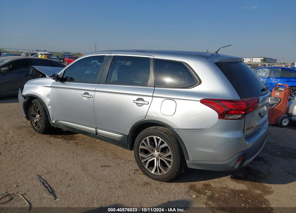 2016 MITSUBISHI OUTLANDER ES VIN: JA4AZ3A36GZ039289