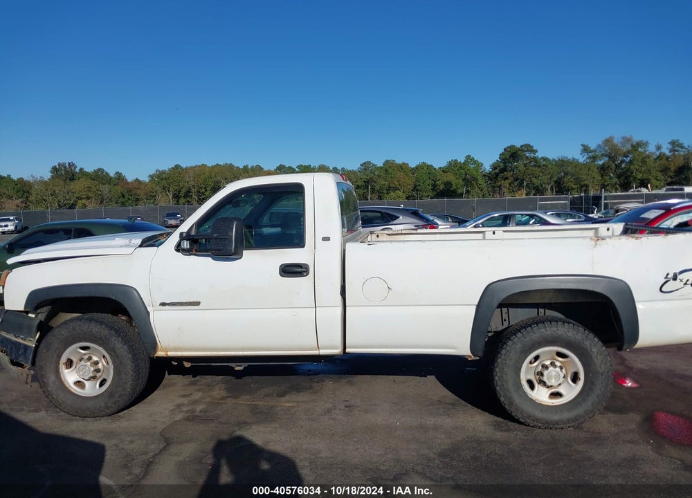 2005 CHEVROLET SILVERADO 2500HD WORK TRUCK VIN: 1GCHK24U75E276305