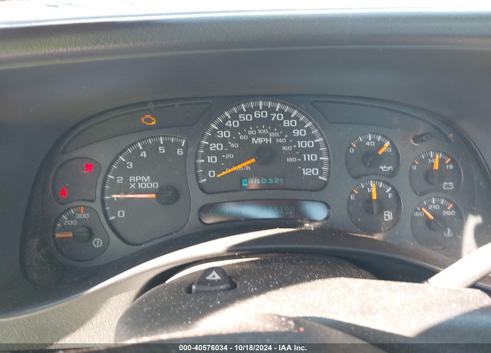 2005 CHEVROLET SILVERADO 2500HD WORK TRUCK VIN: 1GCHK24U75E276305
