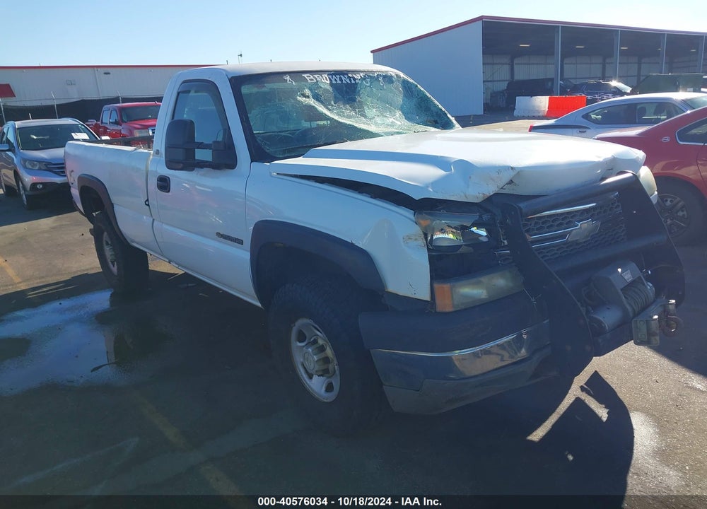 2005 CHEVROLET SILVERADO 2500HD WORK TRUCK VIN: 1GCHK24U75E276305