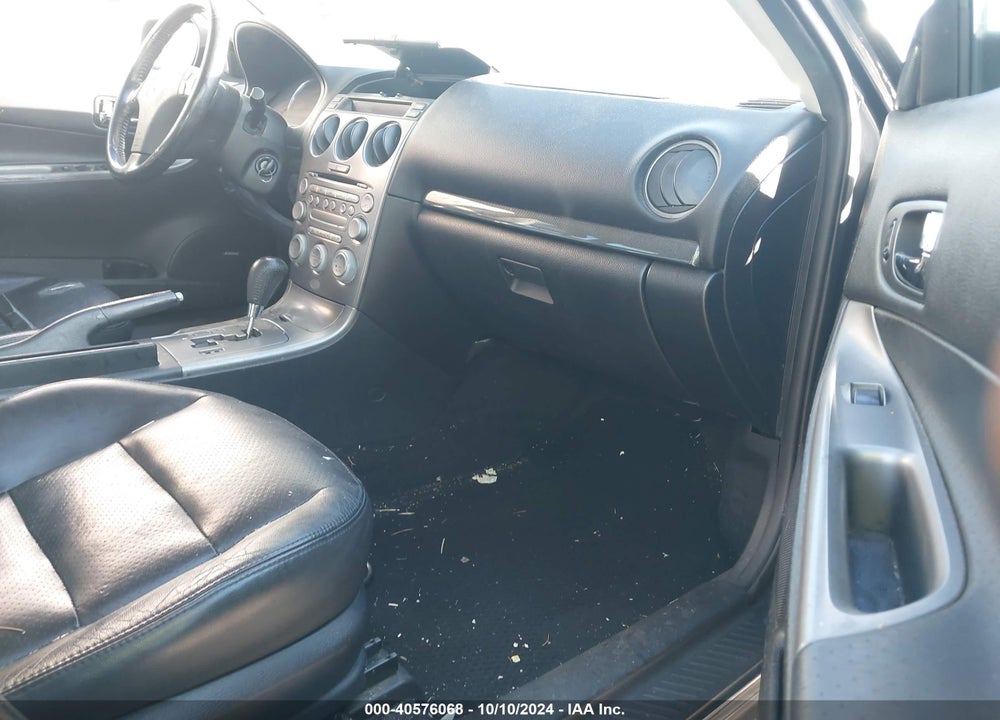 2004 MAZDA 6 S VIN: 1YVHP82D845N75642