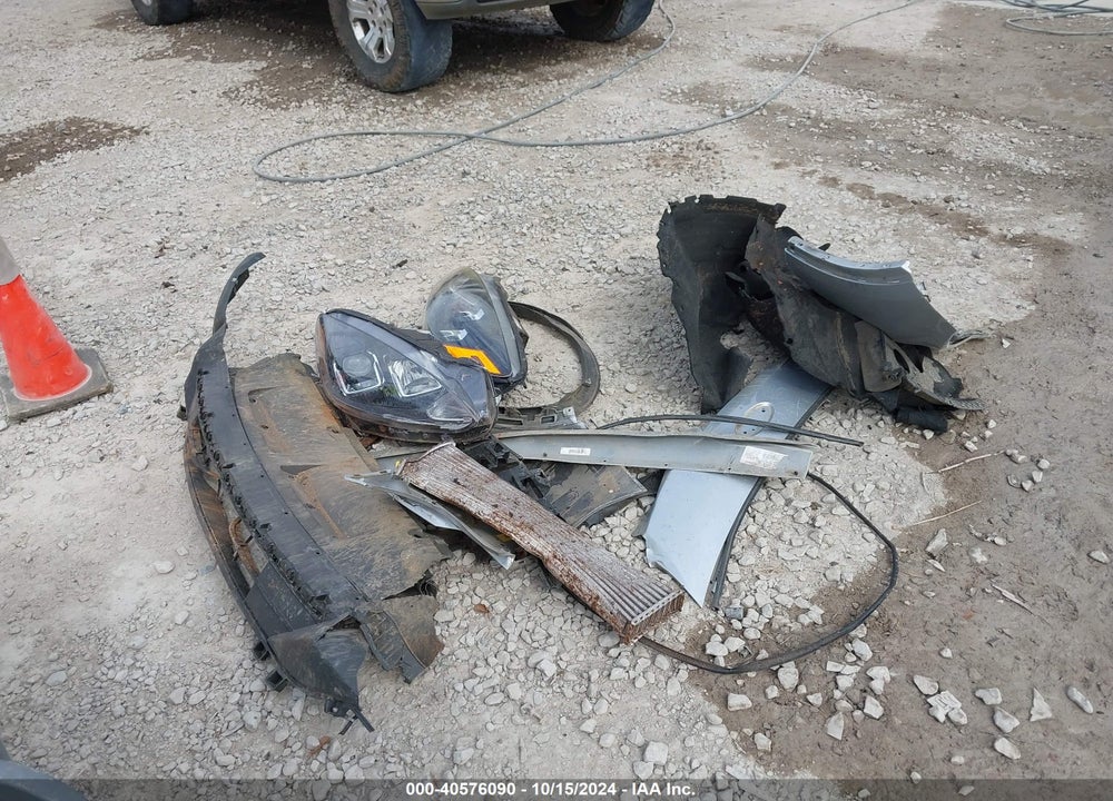 2020 FORD ESCAPE SE VIN: 1FMCU0G69LUA05847