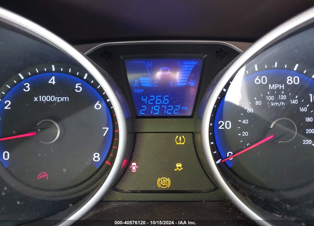 2013 HYUNDAI TUCSON GL VIN: KM8JT3AB9DU659136