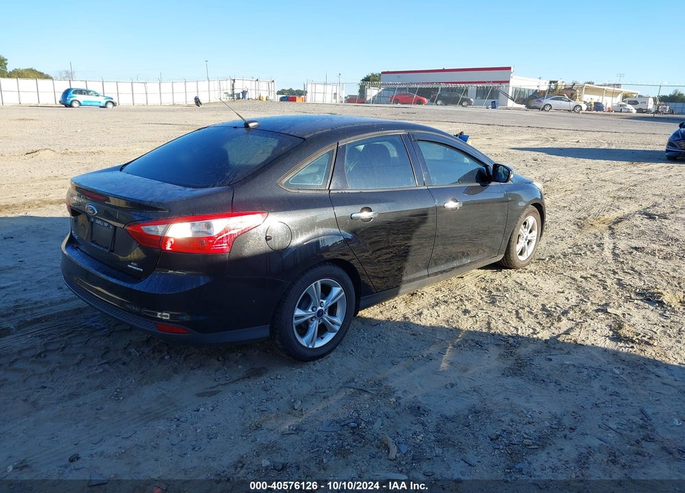 2014 FORD FOCUS SE VIN: 1FADP3F26EL262513